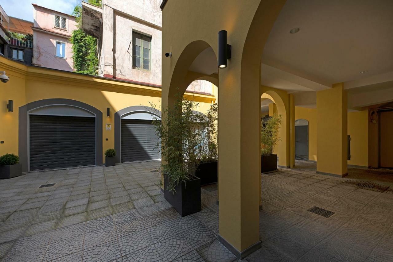 Апартаменты Le Terrazze Sul Cortile Салерно Экстерьер фото